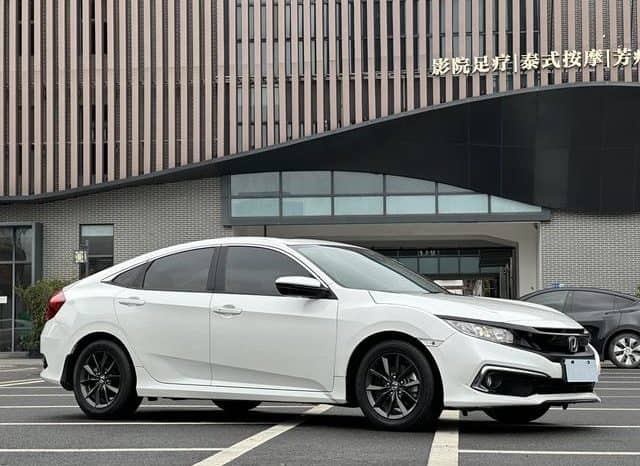 
								Honda Civic, 2021 full									