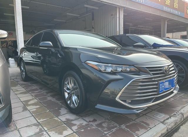 
								Toyota Avalon, 2022 full									