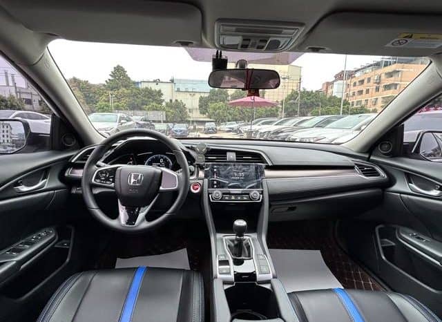 
								Honda Civic, 2021 full									