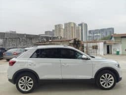 
										Volkswagen T-Roc, 2022 full									
