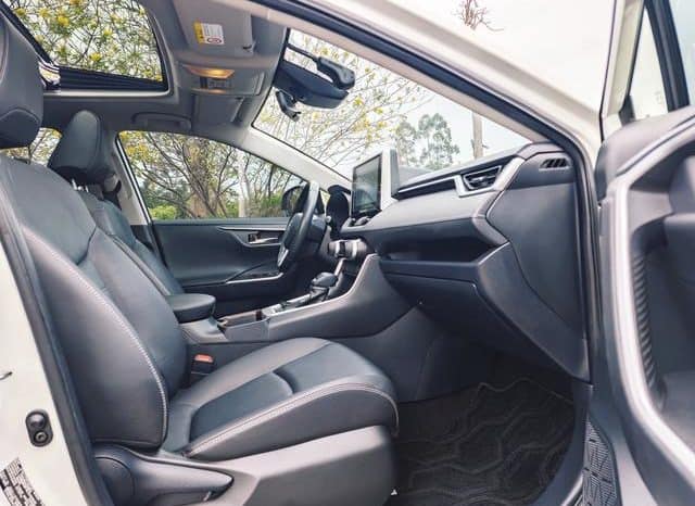 
								Toyota RAV4 (IV), 2020 full									