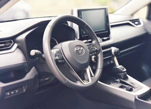 
								Toyota RAV4 (IV), 2020 full									