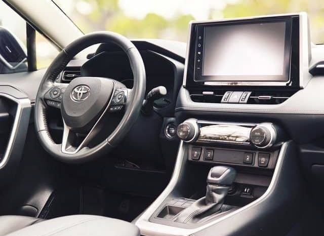 
								Toyota RAV4 (IV), 2020 full									