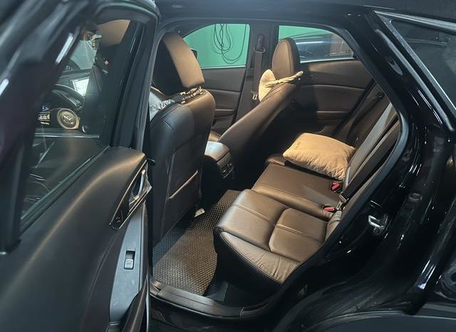 
								Mazda CX-4, 2020 full									