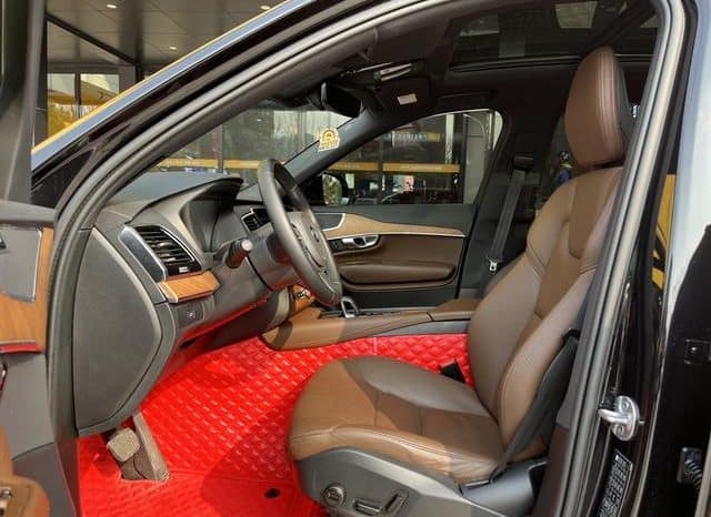 
								Volvo XC90, 2024 full									