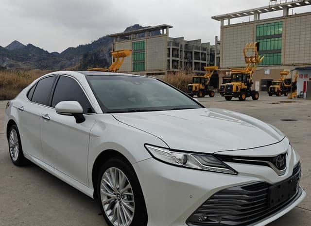 
								Toyota Camry, 2020 full									
