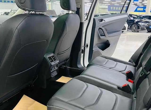 
								Volkswagen Tiguan L, 2020 full									