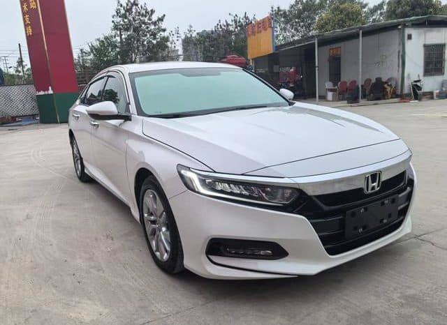 
								Honda Accord, 2020 full									