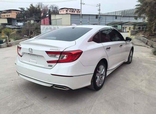 
								Honda Accord, 2020 full									