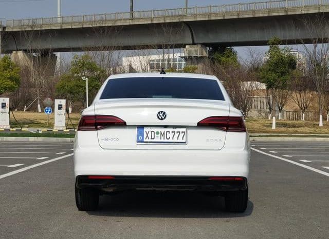 
								Volkswagen Bora, 2022 full									