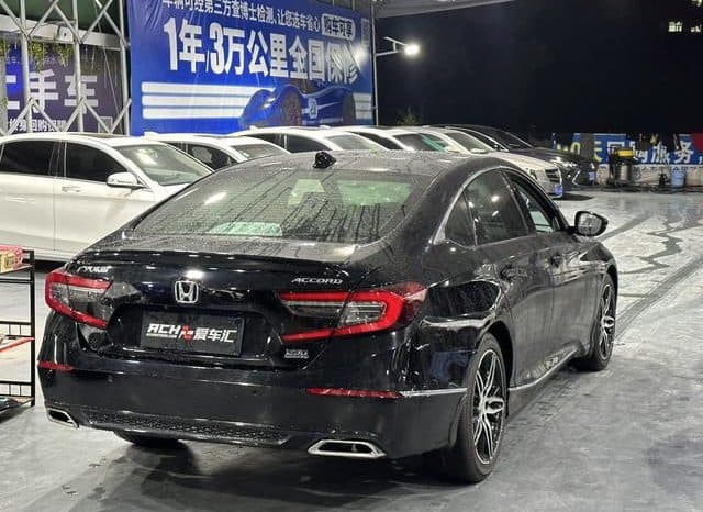
								Honda Accord, 2022 full									