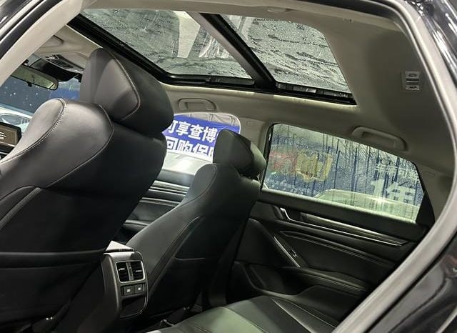 
								Honda Accord, 2022 full									