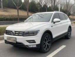 67cec98b5a74c Volkswagen Tiguan L, 2020