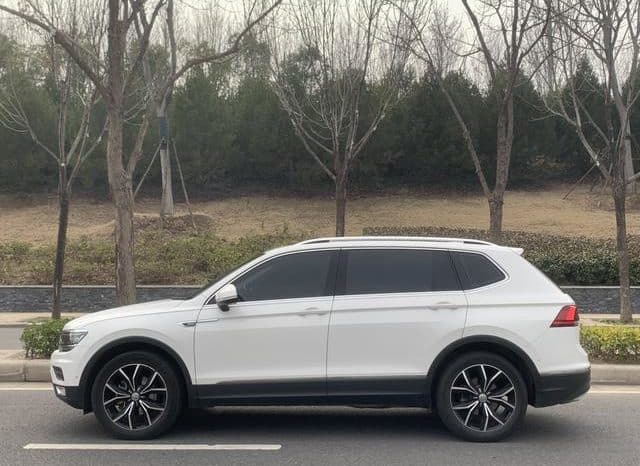 
								Volkswagen Tiguan L, 2020 full									