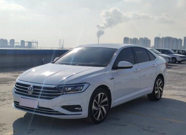 67ced15800198 Volkswagen Jetta, 2022