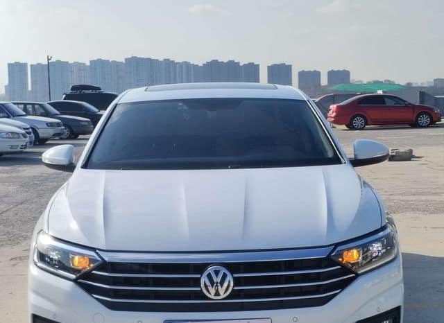 
								Volkswagen Jetta, 2022 full									