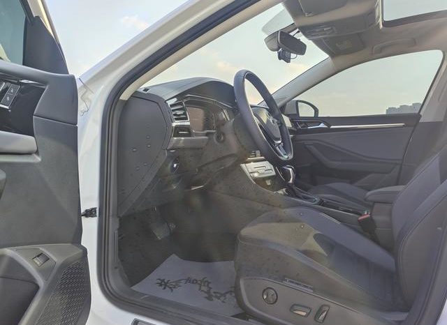 
								Volkswagen Jetta, 2022 full									