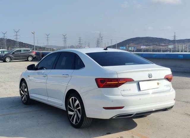 
								Volkswagen Jetta, 2022 full									