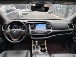 
										Toyota Highlander (III), 2022 full									