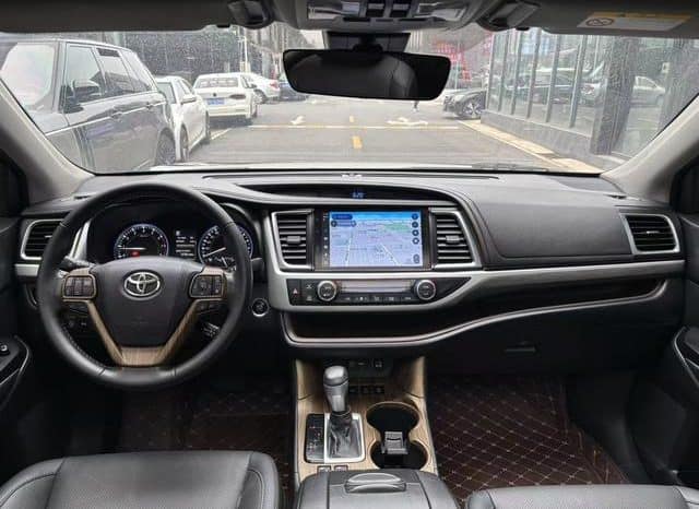 
								Toyota Highlander (III), 2022 full									