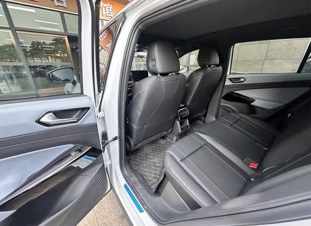
								Volkswagen ID.4 X, 2023 full									