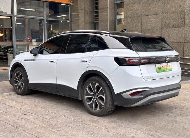 
								Volkswagen ID.4 X, 2023 full									