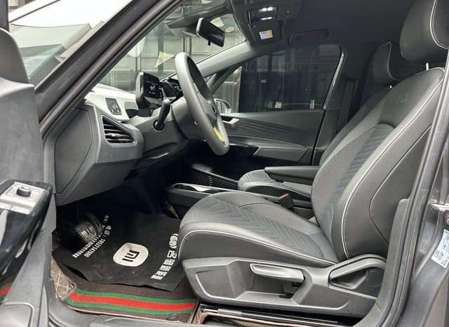 
								Volkswagen ID.3, 2023 full									