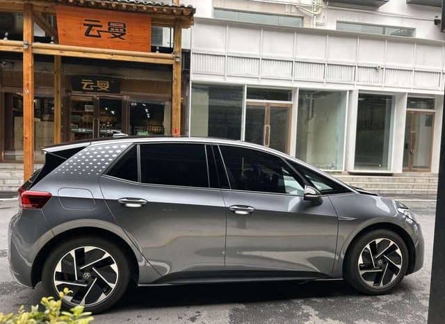 
								Volkswagen ID.3, 2023 full									