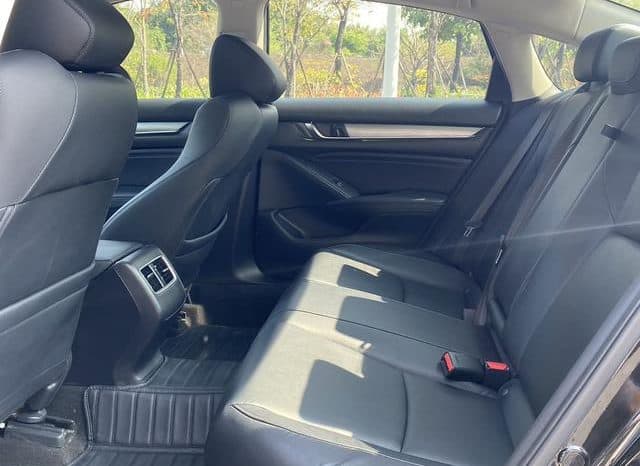 
								Honda Accord, 2021 full									