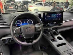 
										Toyota Granvia, 2023 full									