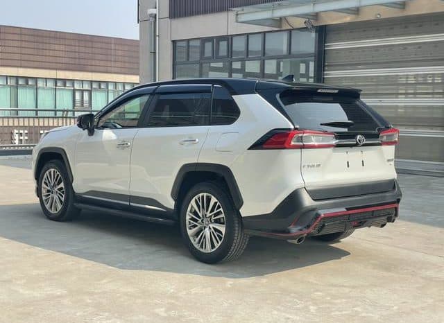 
								Toyota Wildlander, 2021 full									