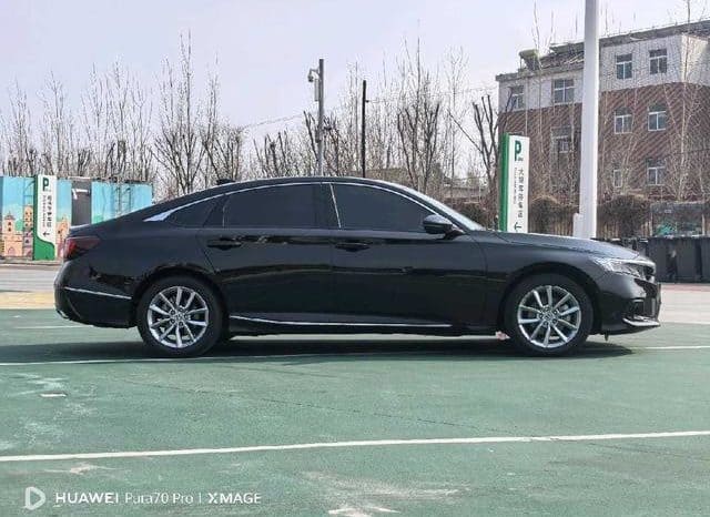 
								Honda Accord, 2022 full									