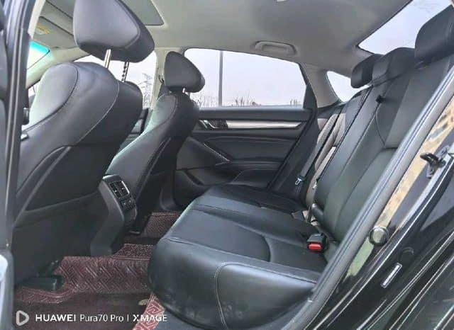 
								Honda Accord, 2022 full									
