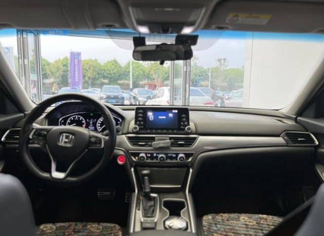 
								Honda Accord, 2021 full									