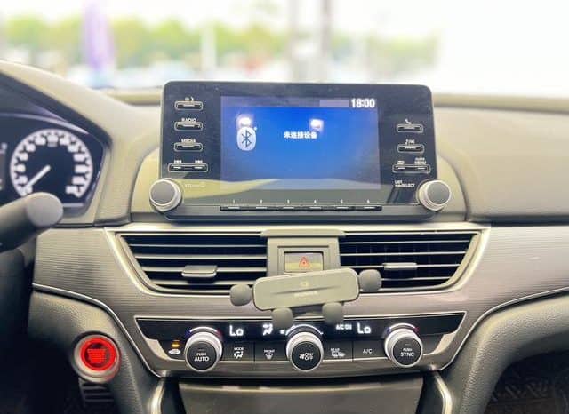 
								Honda Accord, 2021 full									