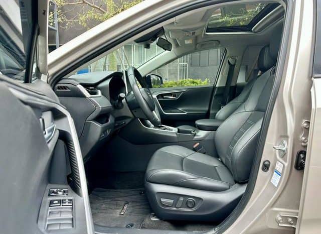 
								Toyota Wildlander, 2022 full									