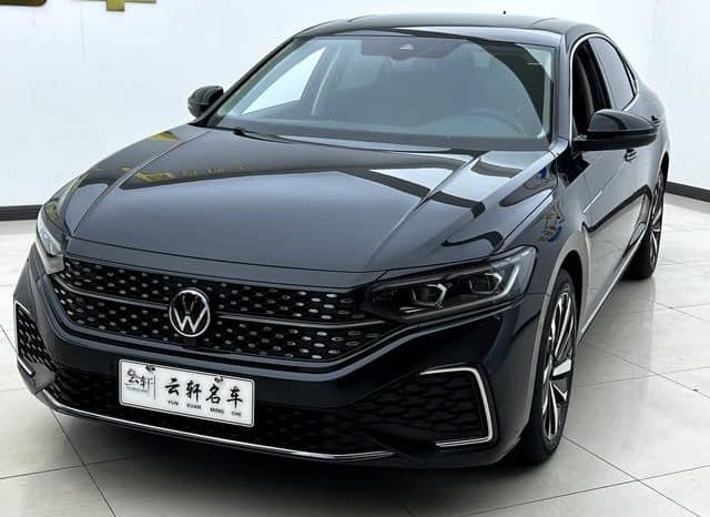 67ceed1a96030 Volkswagen Passat, 2022
