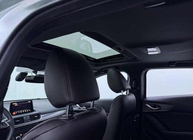
								Mazda CX-4, 2021 full									