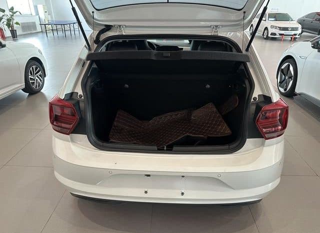 
								Volkswagen Polo (IV), 2021 full									