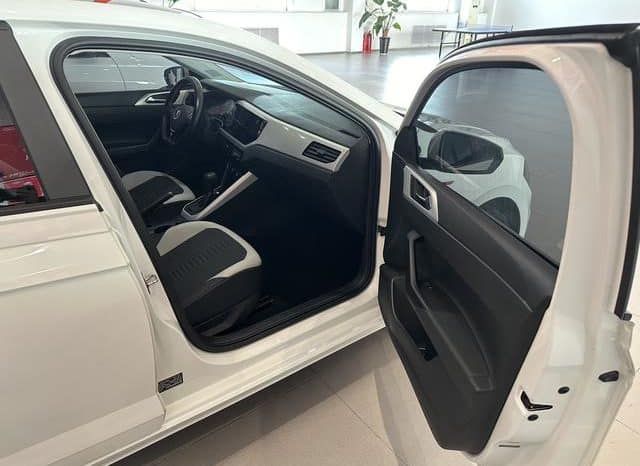 
								Volkswagen Polo (IV), 2021 full									