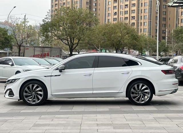 
								Volkswagen Passat CC, 2021 full									