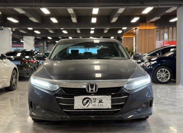 
								Honda Accord, 2021 full									