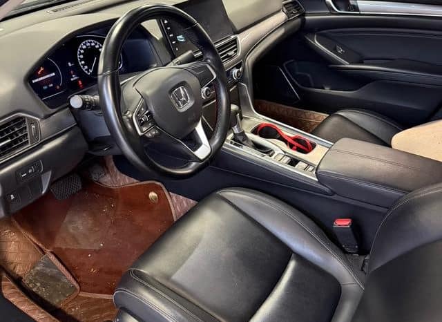 
								Honda Accord, 2021 full									