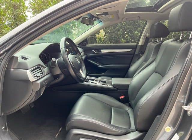 
								Honda Accord, 2022 full									