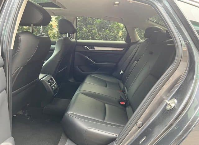 
								Honda Accord, 2022 full									
