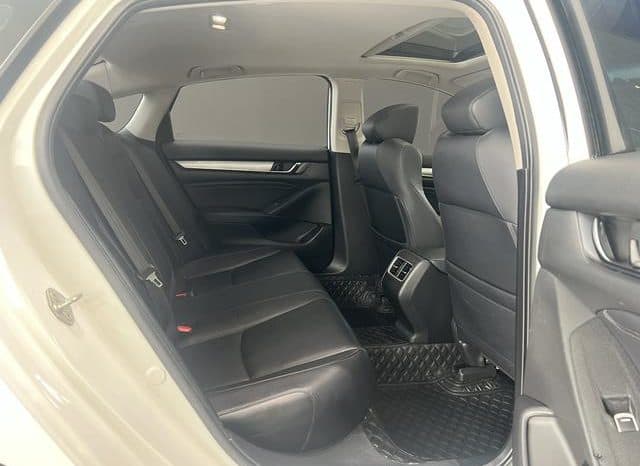 
								Honda Accord, 2020 full									