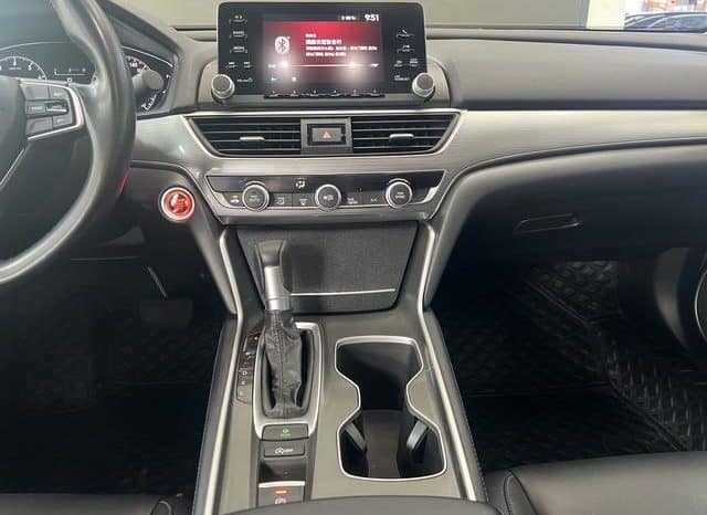 
								Honda Accord, 2020 full									