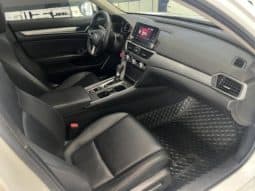 
										Honda Accord, 2020 full									