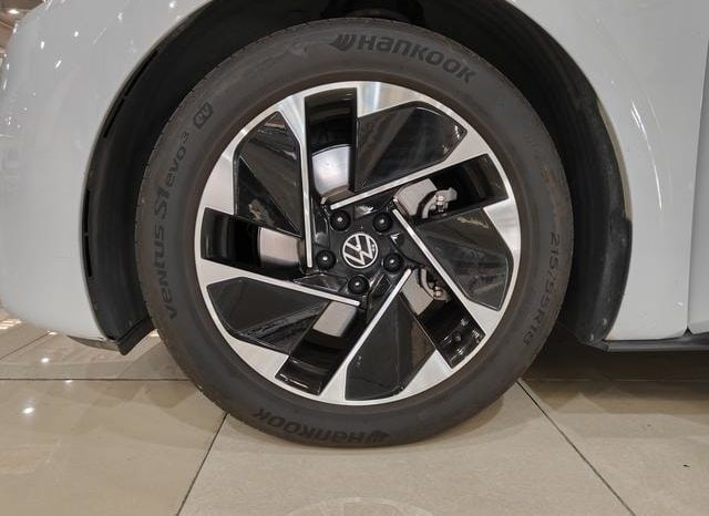 
								Volkswagen ID.3, 2024 full									