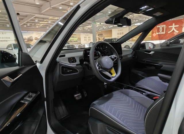 
								Volkswagen ID.3, 2024 full									